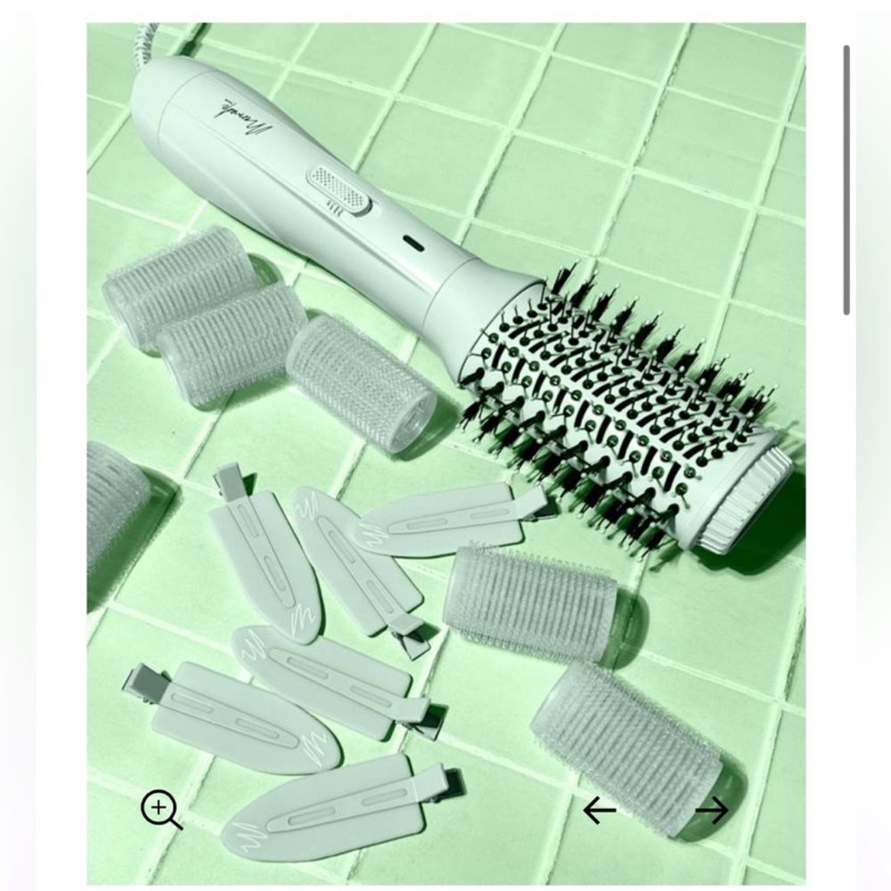 Anthropologie Mermade Hair “That's Mint” Iconic limited edition Blowout Brush - Picture 6 of 8